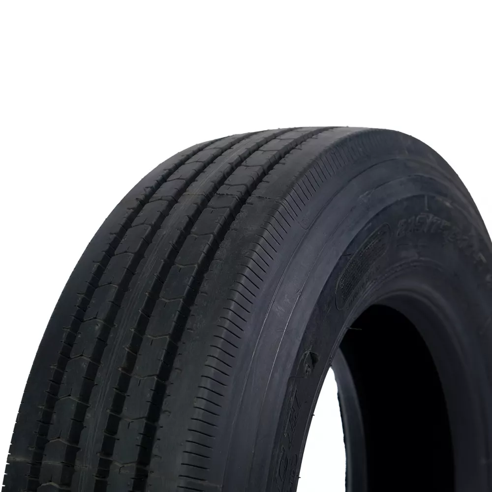 Грузовая шина 215/75 R17,5 Long March LM-216 16PR в Рефтинске